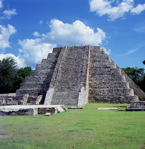 Kukulkan-piramide, Postklassieke periode